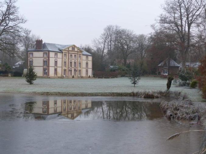 Chambre Le Notre Le Domaine Des Jardins De Bracquetuit エクステリア 写真